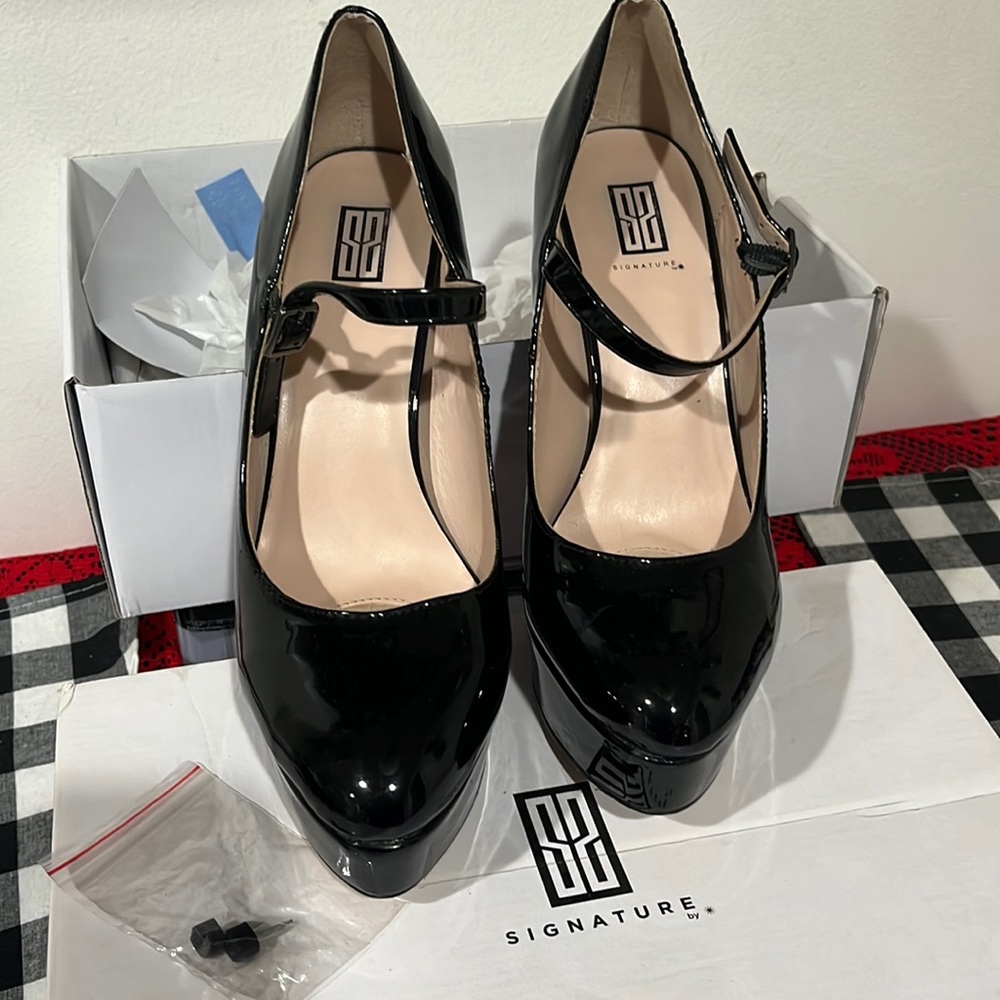 Black Patton leather Mary Jane heels